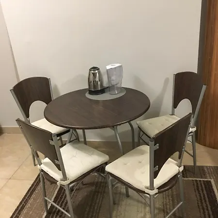 Silver Room- Meraki Lägenhet